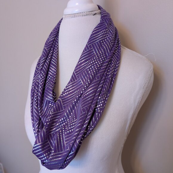 VINTAGE 1990s light purple and silver dot geometric design infinity scarf EUC - Picture 3 of 5